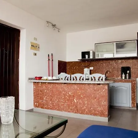 Hotel Miriam *