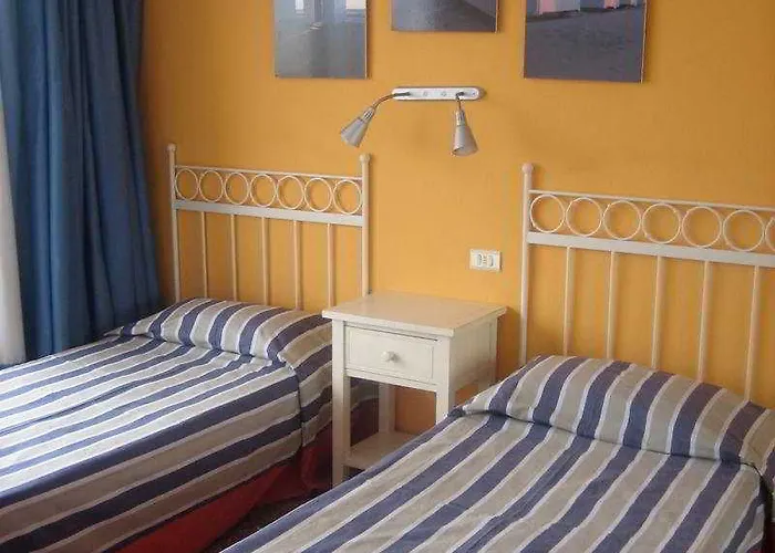 Miriam Hotel *